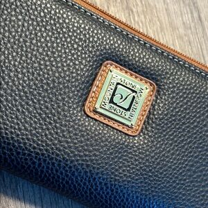 Stone Mountain Pebbled Leather Wallet